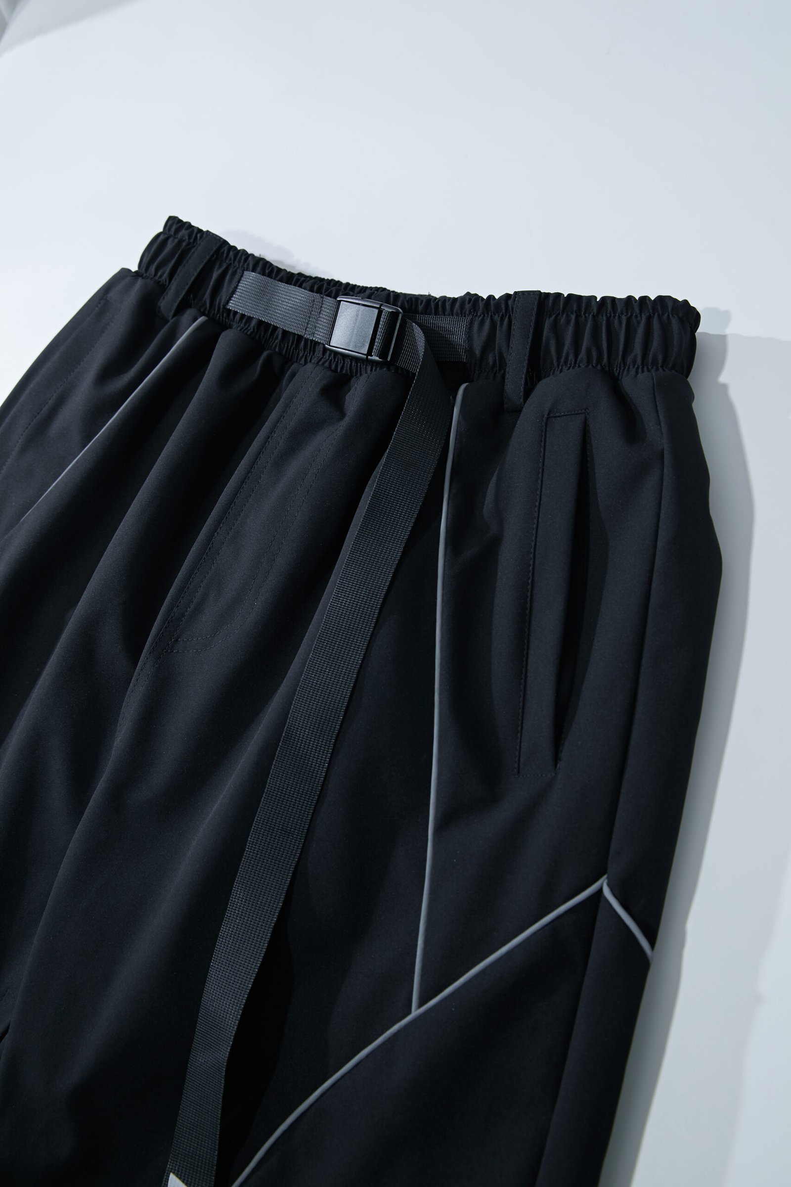 PINNACLE APEX LINE 30K SNOW PANTS | BLACK - Image 9