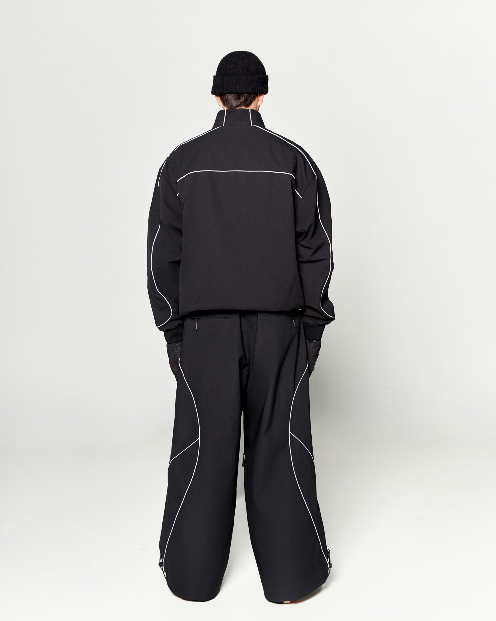APEX LINE 30K SNOW JACKET | BLACK - Image 5