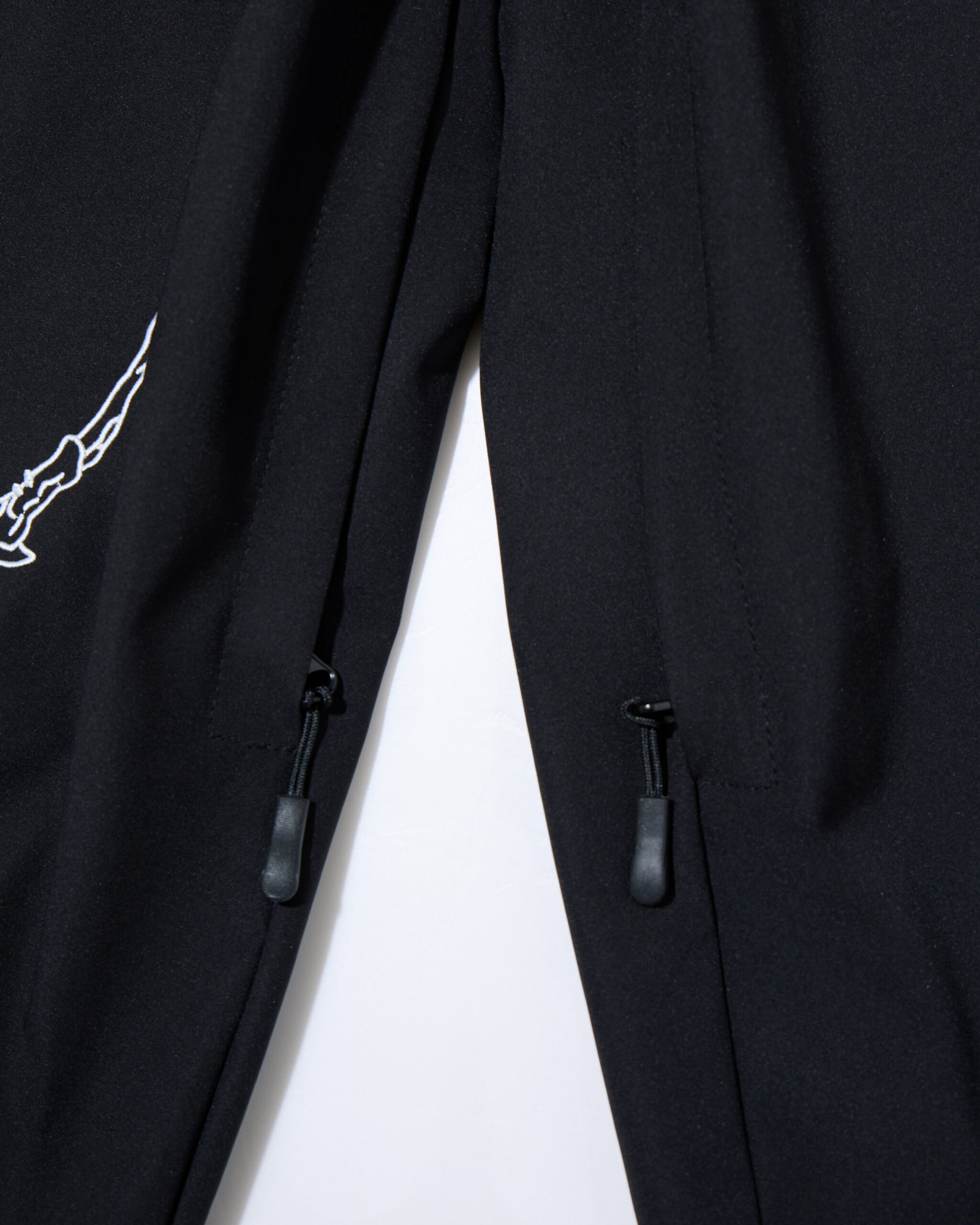 DOWNTOWN EMBROIDERY 30K SNOW PANTS | JET BLACK - Image 12