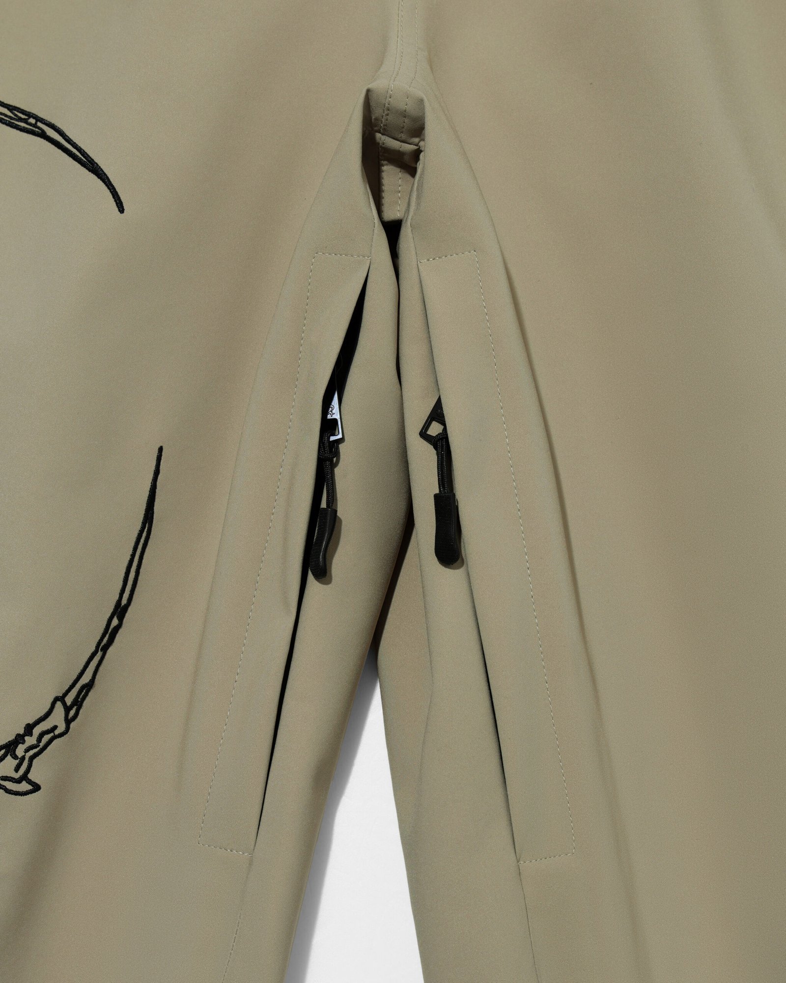 DOWNTOWN EMBROIDERY 30K SNOW PANTS | TAN BEIGE - Image 7