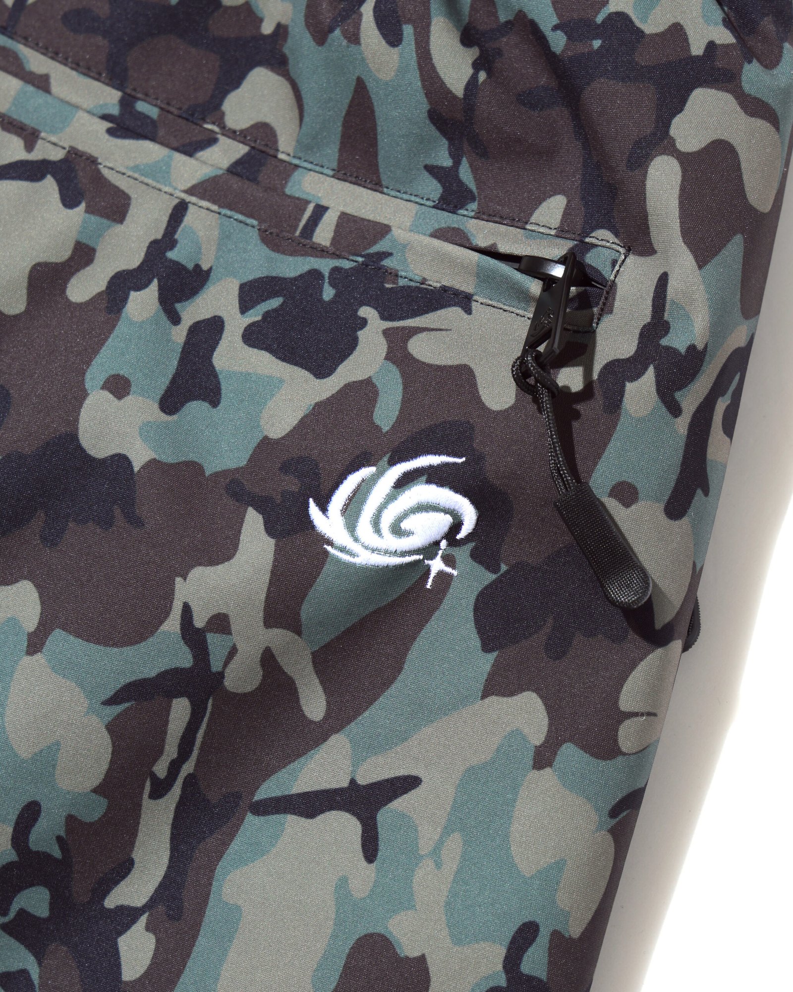 PINNACLE WIDE CUT 30K SNOW PANTS | CAMOUFLAGE - Image 17