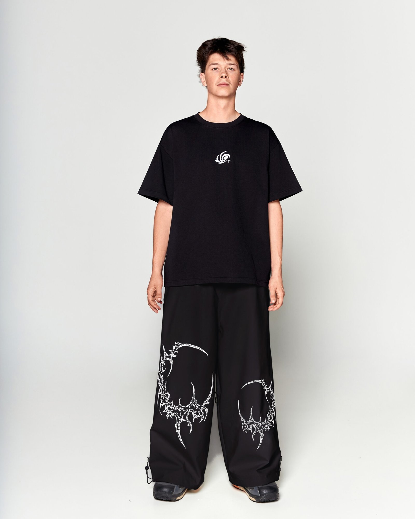 DOWNTOWN EMBROIDERY 30K SNOW PANTS | JET BLACK - Image 4
