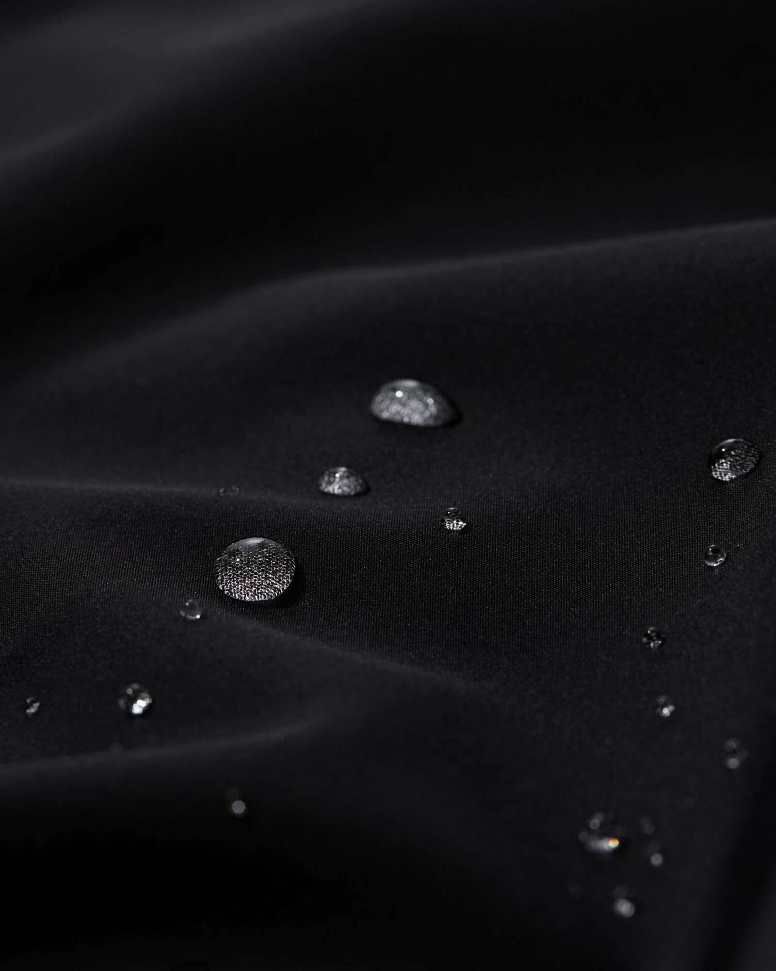 APEX CORE 15K WATERPROOF SNOW CREWNECK | BLACK - Image 9